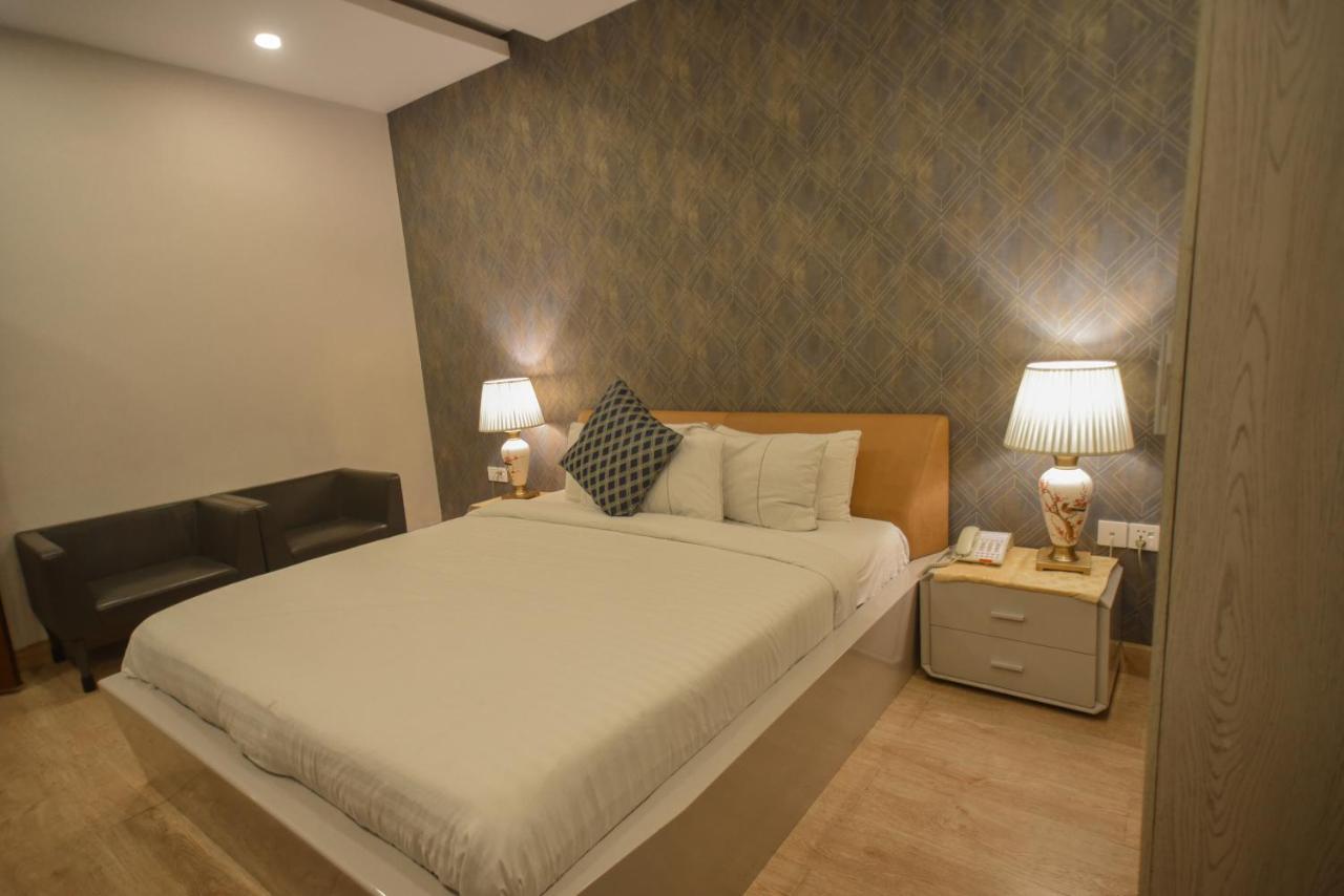 Swisstel Cottage Karachi Esterno foto